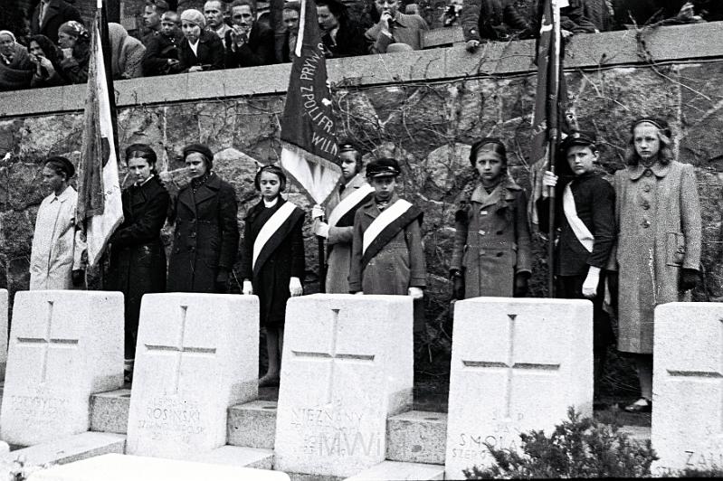 KKE 1045.jpg